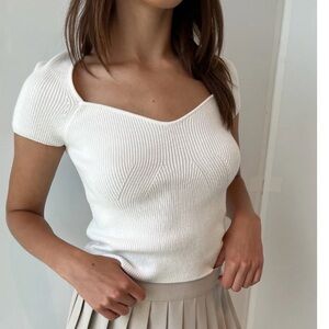 OAK + FORT Short Sleeve Sweetheart Sweater
